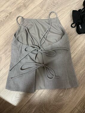H&M Grey Tie-Back Corset-Style Tank Top